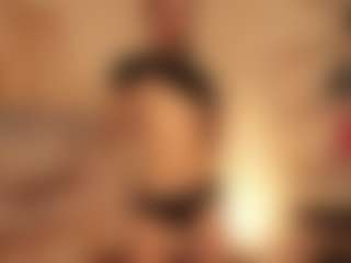 Live-camshow met MimiPetitte - Shaved Pussy Brown Hair op Camsoda