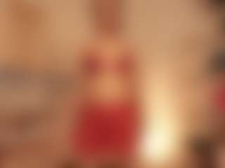 Live cam show with MimiPetitte - Flash on TeamSkeetLive