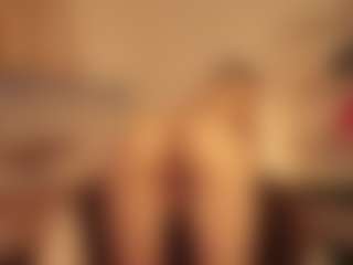 Live-Cam-Show mit MimiPetitte - Role Play auf Camsoda
