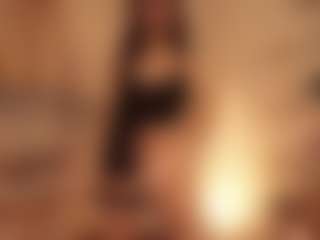 Live cam show with MimiPetitte - Role Play on xDating