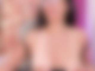 NadiaJalil's Live Sex Cam Show