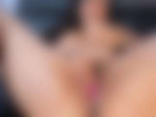 NadiaJalil's Live Sex Cam Show