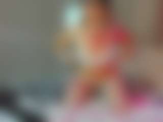 Live cam show with Nikki - Brown Hair on Fapmatic.com