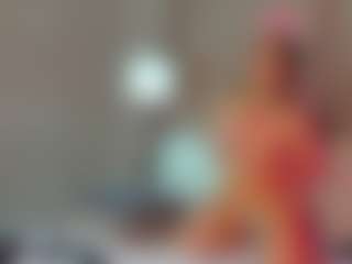 Live cam show with Nikki - Strip on AdultVida.com