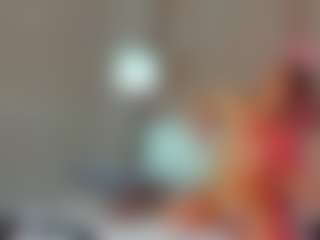 Live cam show with Nikki - Brown Hair on hrnylive.com