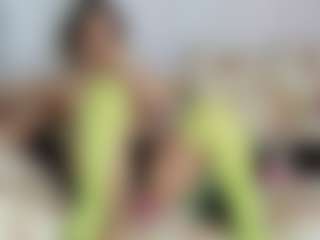 Live cam show with Nikki - Gray Eyes on SquirtSoMuch