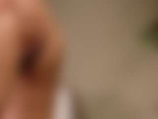 Live cam show with Nikki - Public on Dolls Live