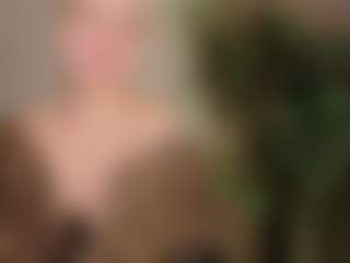 Live cam show with Nikki - Gray Eyes on Camsoda
