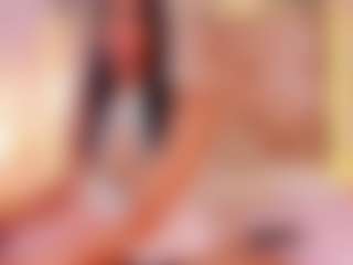 QueenMiranda4's Live Sex Cam Show