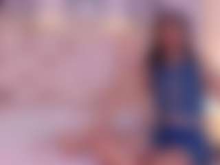 QueenMiranda4's Live Sex Cam Show