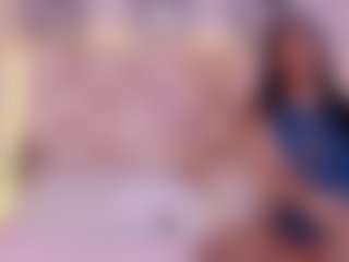 QueenMiranda4's Live Sex Cam Show