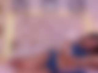 QueenMiranda4's Live Sex Cam Show