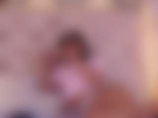 QueenMiranda4's Live Sex Cam Show