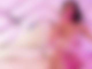 QueenMiranda4's Live Sex Cam Show