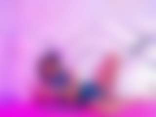 Live cam show with QueenMiranda4 - Smoking on liverealitysex.com