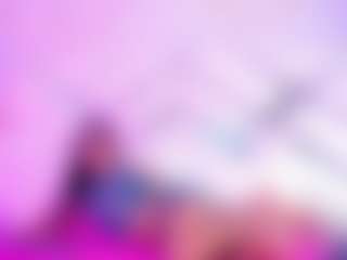 Live cam show with QueenMiranda4 - Orgasm on CamClone