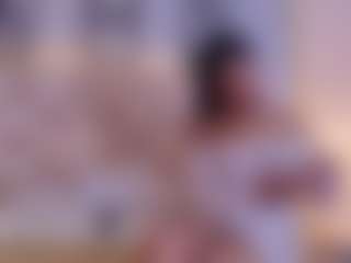 Live cam show with QueenMiranda4 - White on Free Soda | colombia