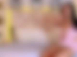 Live cam show with QueenMiranda4 - Smoking on SpankPalCams