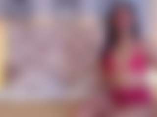 Live cam show with QueenMiranda4 - Chubby on googirlz