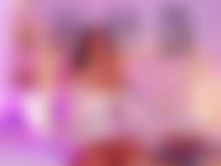 QueenMiranda4's Live Sex Cam Show