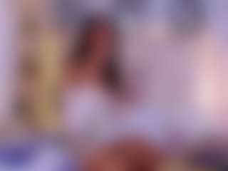QueenMiranda4's Live Sex Cam Show