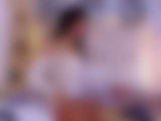 Live cam show with QueenMiranda4 - Smoking on Cam Slut