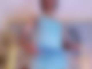 Live cam show with QueenMiranda4 - HD on liverealitysex.com