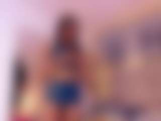Live cam show with QueenMiranda4 - Nipple Piercings on Camsoda