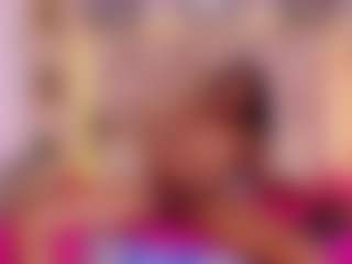 QueenMiranda4's Live Sex Cam Show