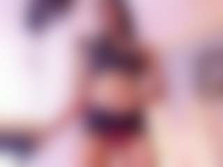 QueenMiranda4's Live Sex Cam Show