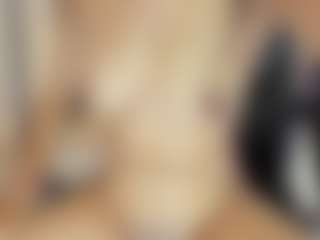 Selene-Diior MILF en webcam transmitiendo en vivo
