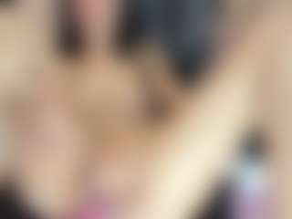 Live cam show with Selene-Diior - Shaved Pussy on https://playwithruby.com