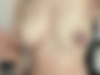 Selene-Diior's Live Sex Cam Show
