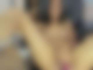 Live cam show with Selene-Diior - Amateur MILF on SpunkLive