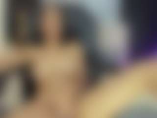 Live cam show with Selene-Diior - Camel Toe on Chatstar