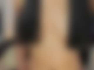 Selene-Diior MILF webcam performer live streaming