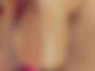 Live cam show with Selene-Diior - Skinny Teen (18+) on Dare Cams