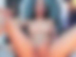 Live cam show with Selene-Diior - Ass Clapping on Camsoda