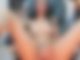 Show en direct avec Selene-Diior - Oil sur Camsoda