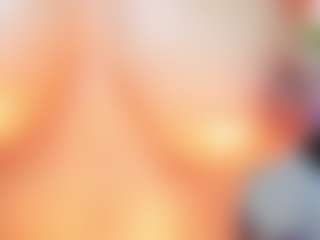 Live cam show with Selene-Diior - Petite Teen (18+) on Camsoda