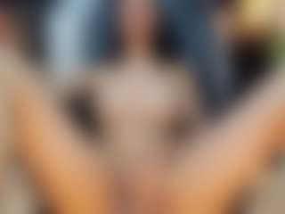 Live cam show with Selene-Diior - Thin on StripNow
