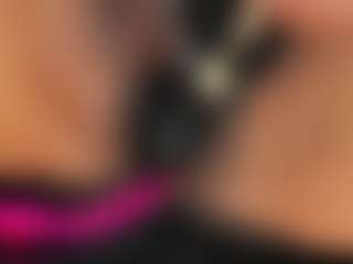 Live cam show with Selene-Diior - Natural on Milfs Live