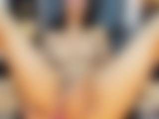 Live cam show with Selene-Diior - Public on SinfulBabes