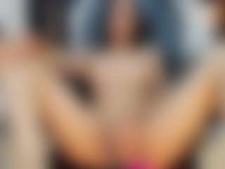 Live cam show with Selene-Diior - Teen (18+) on Soda Cam