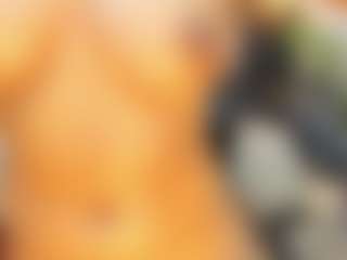 Live cam show with Selene-Diior - Oil on sexylive.show