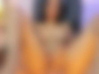 Live cam show with Selene-Diior - Petite on infinitiblacc.com