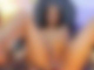 Live cam show with Selene-Diior - Young Adult Teen (18+) on UwU Esports