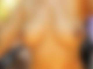 Spettacolo in cam dal vivo con Selene-Diior - Ass Clapping su Camsoda