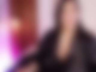 Live cam show with Stefy Harris - Brown Eyes Blonde Hair on SpunkLive