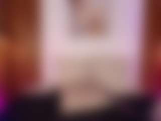 Stefy Harris MILF webcam performer live streaming